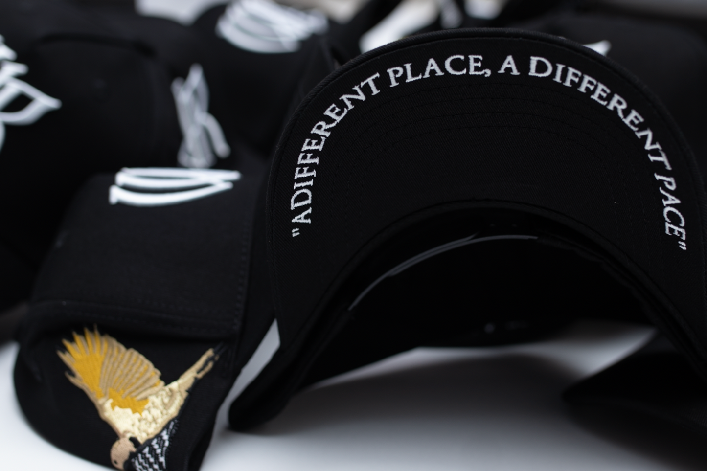 Winners Pace Trucker (Black & White)